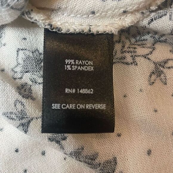 Torrid Top Rayon Ruched Waist Beige Floral Boho Blouse Long Sleeve Size 3 XXXL - Picture 6 of 13